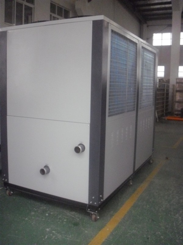 山東冷水機(jī)廠家，低溫冷水機(jī)，螺桿式冷水機(jī)